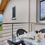Jack House Nyaraló